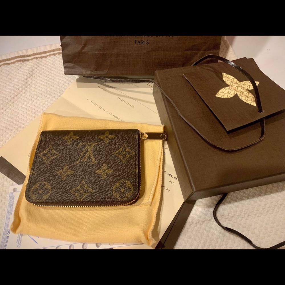 Authentic LV,Brandnew